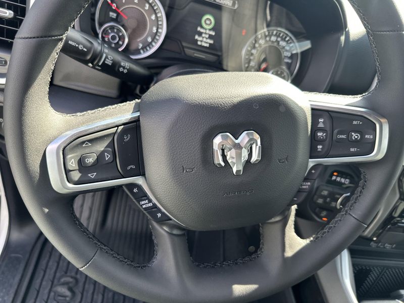 2025 RAM 1500 Big Horn Crew Cab 4x4 5