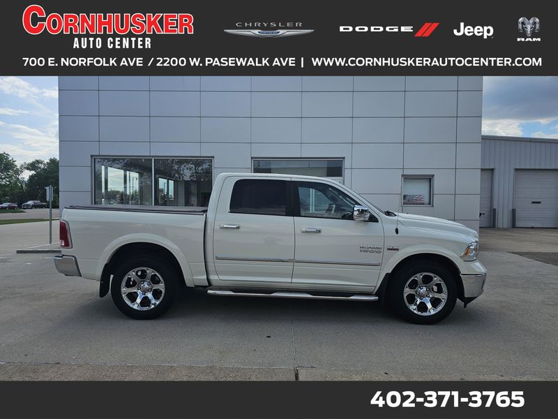 2017 RAM 1500 LaramieImage 1