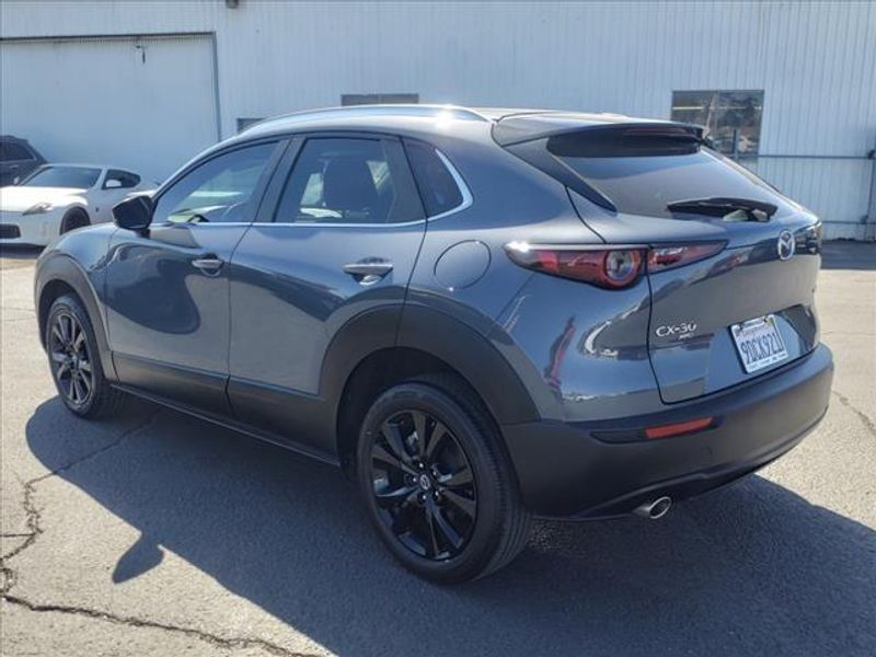 2022 Mazda CX-30 2.5 S Carbon EditionImage 3