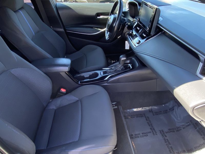 Used 2022 Toyota Corolla SE NightshadeImage 10