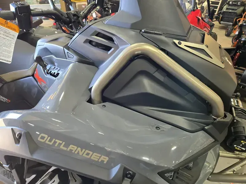 NEW 2026 CAN-AM OUTLANDER X MR 1000R Image 7