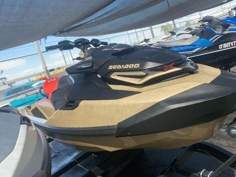 Used 2025 Sea-Doo RXT X 325 Image 20