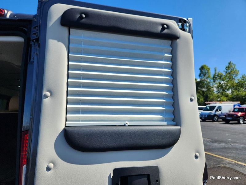 New 2024 RAM Promaster 1500 Slt+ Cargo Van Low Roof 136' Wb