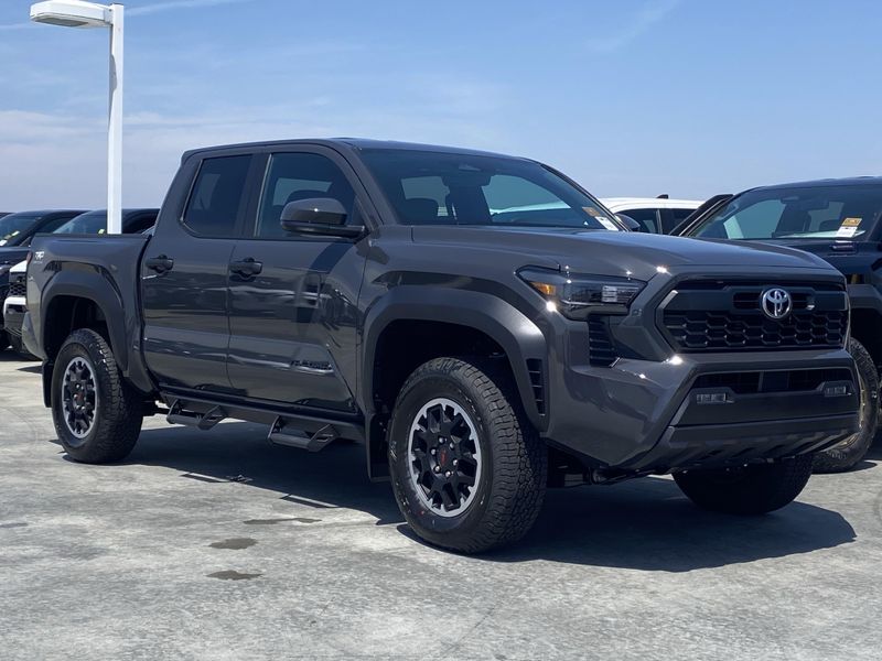 New 2025 Toyota Tacoma TRD Off RoadImage 2