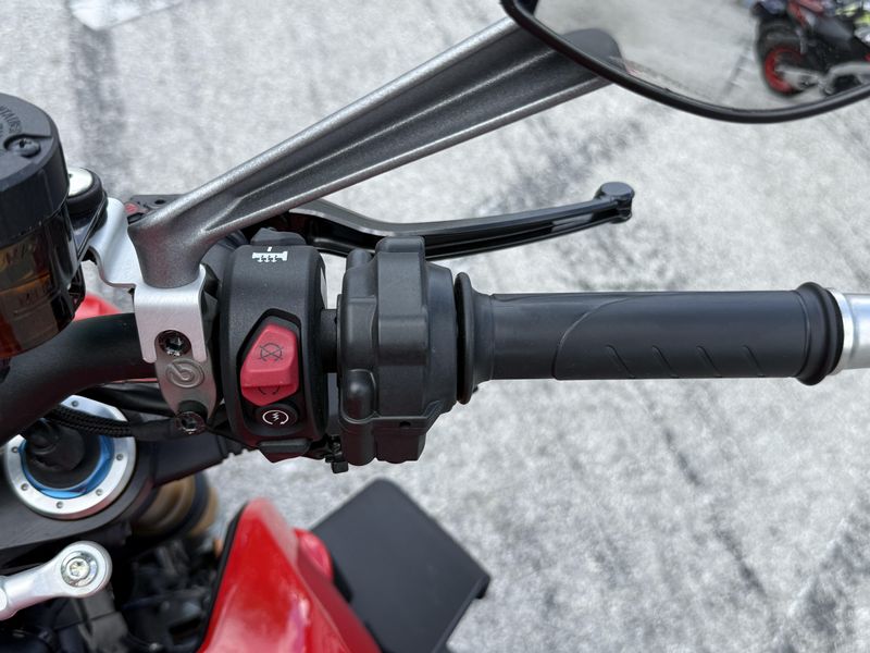 2022 Ducati Streetfighter V4 S