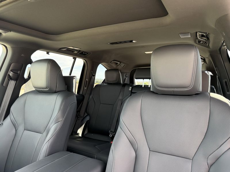 New 2026 Lexus LX 600 LuxuryImage 18