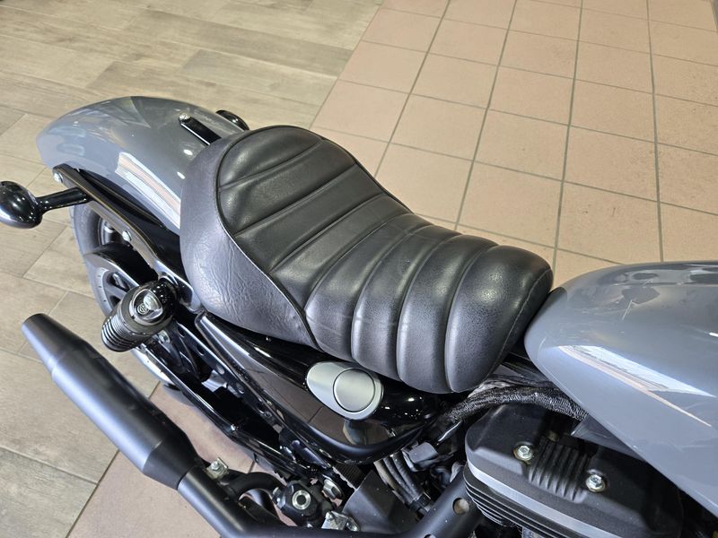 2022 HARLEY SPORTSTER IRON 883 Image 12
