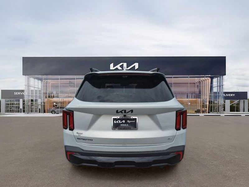 New 2026 Kia Sorento X-Line SX PrestigeImage 5