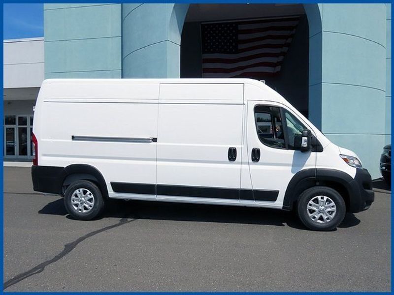 2024 RAM ProMaster High RoofImage 2