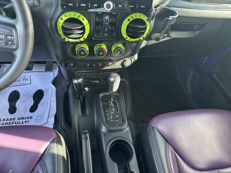 Used 2017 Jeep Wrangler Unlimited SportImage 27