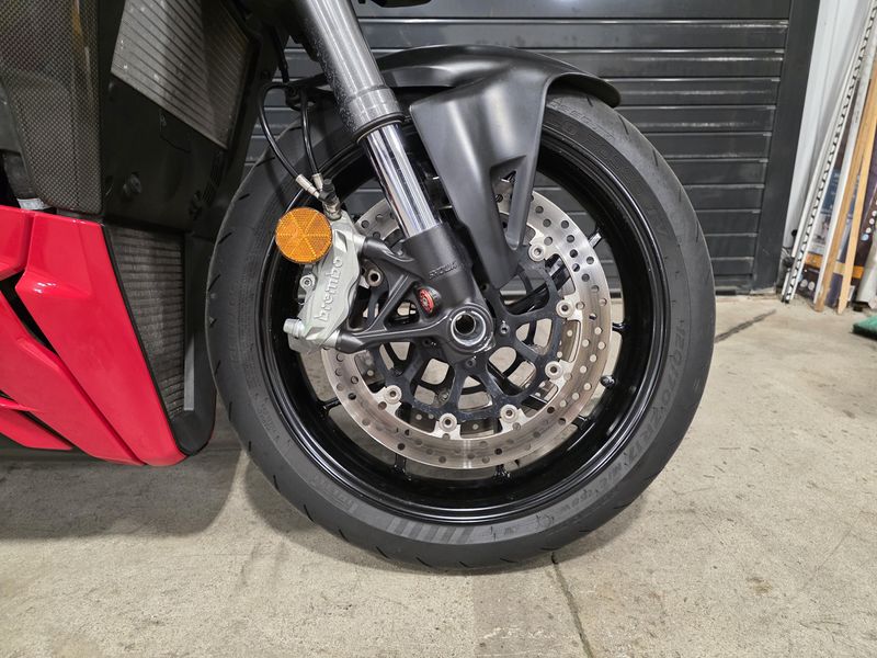 Used 2022 Ducati Streetfighter V2 