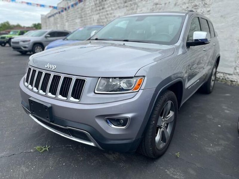 2020 Jeep Grand Cherokee Image 1