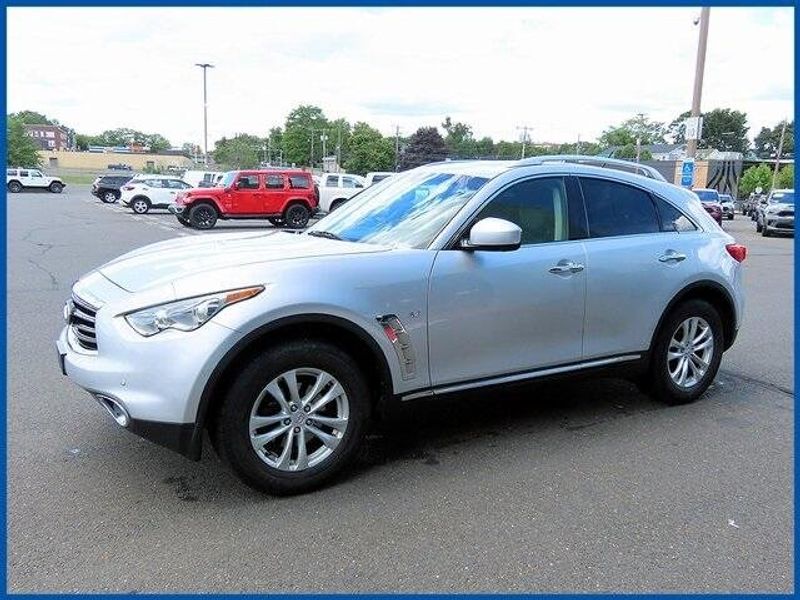 Used 2014 INFINITI QX70 BaseImage 1