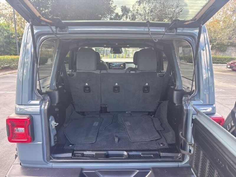 Used 2026 Jeep Wrangler SaharaImage 19