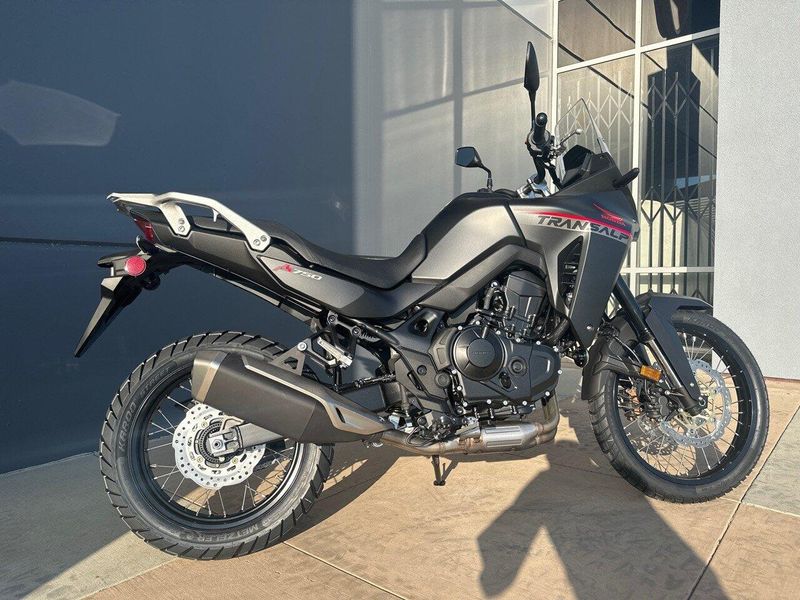 2024 Honda Transalp Image 2