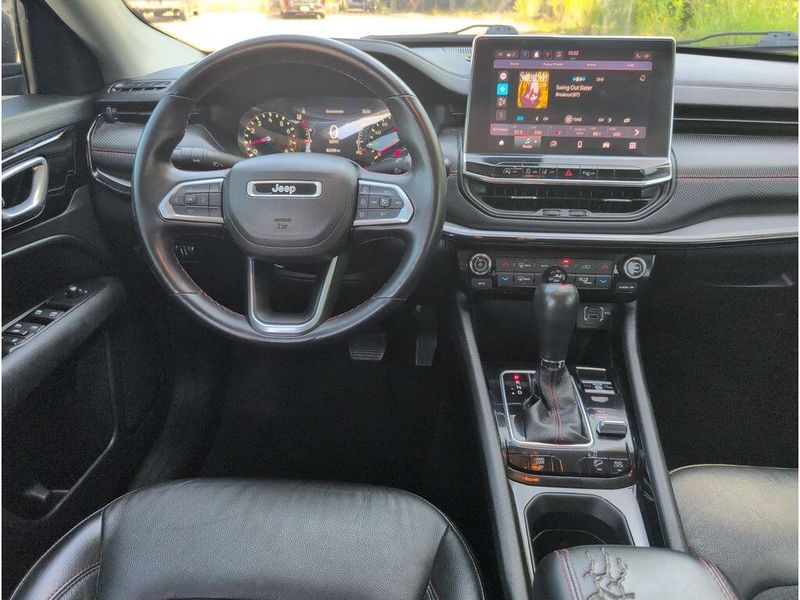 Used 2022 Jeep Compass TrailhawkImage 32