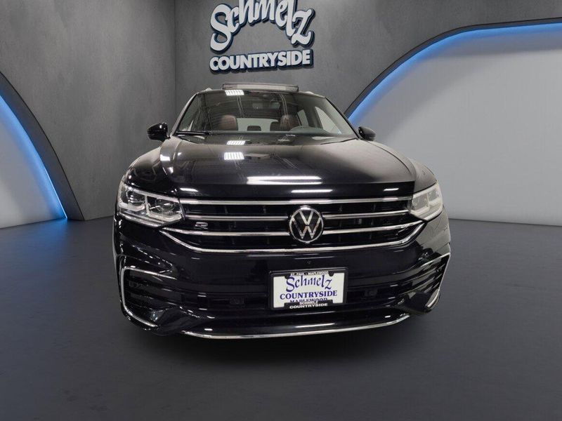 Used 2024 Volkswagen Tiguan SEL R-Line AWD w/Sunroof/NavImage 2