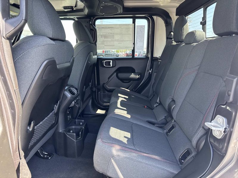 New 2026 Jeep Gladiator Rubicon 4x4