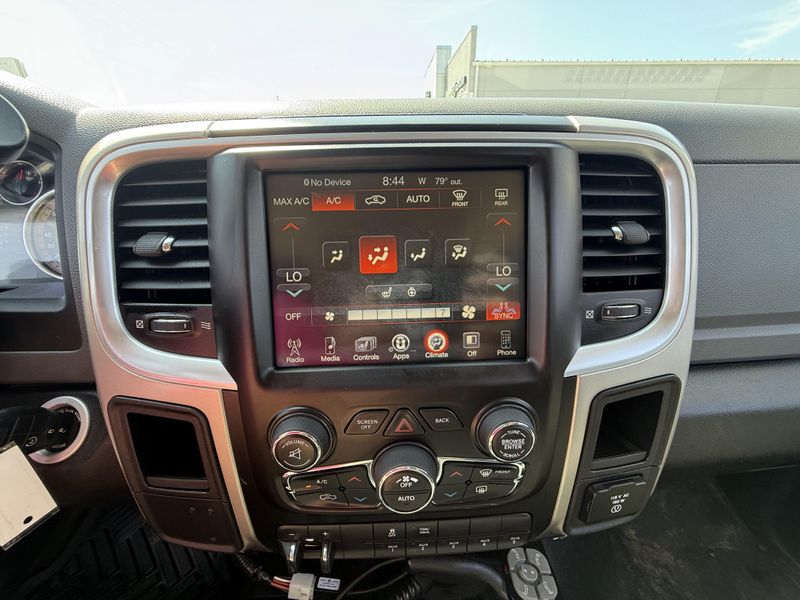 Used 2016 RAM 3500 Chassis SLTImage 25