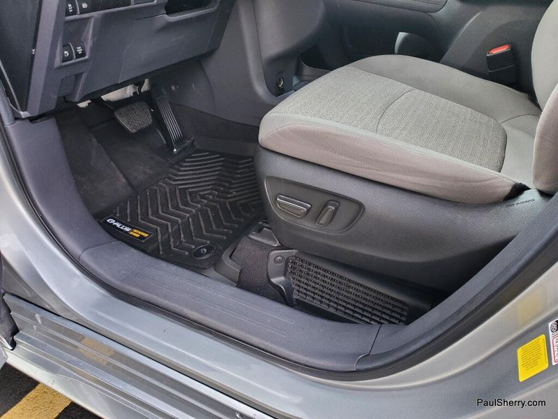 Used 2024 Toyota Sienna LE