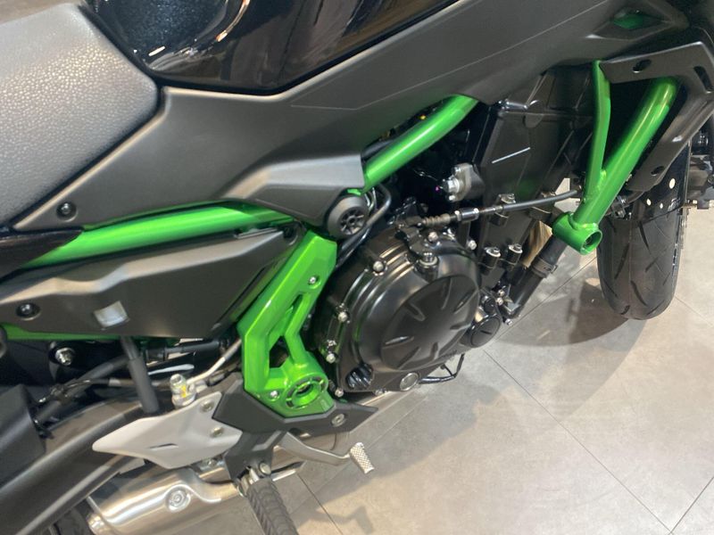 New 2025 Kawasaki Z650 ABS Image 17