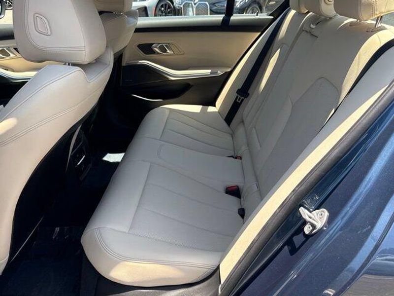 Used 2026 BMW 3 Series 330iImage 32