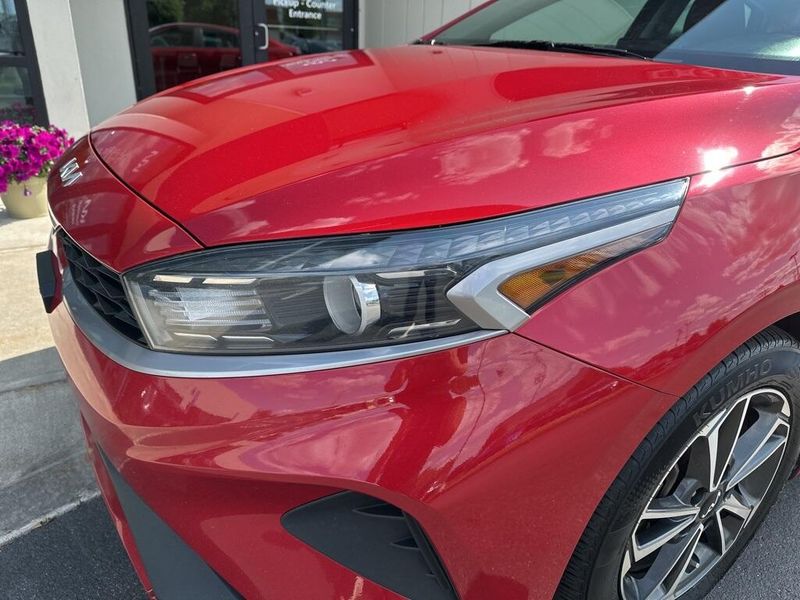 2022 Kia Forte LXSImage 10