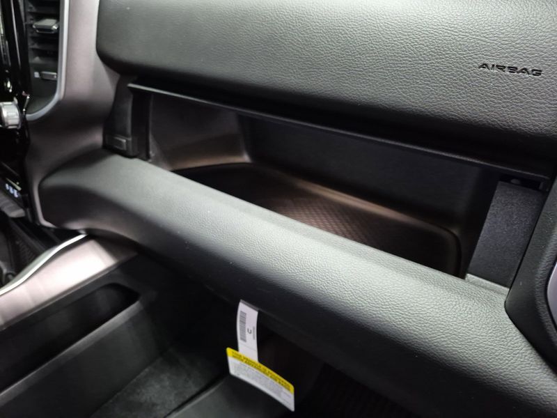 2025 RAM 1500 Big Horn Crew Cab 4x4 5