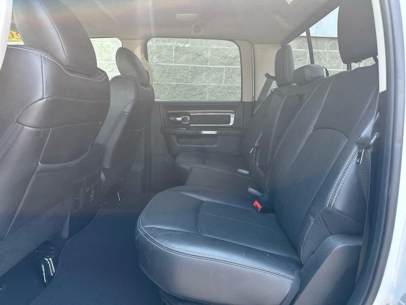 2018 Ram 2500 Laramie photo 25