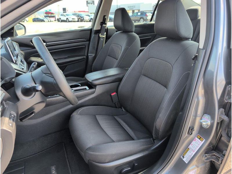 Used 2024 Nissan Altima 2.5 SVImage 10