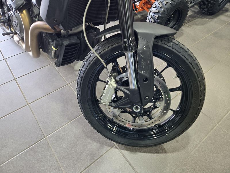 USED 2019 INDIAN MOTORCYCLE FTR 1200 49ST Image 10