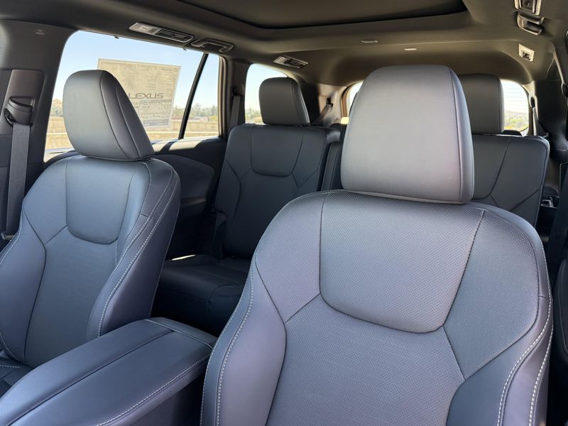 New 2026 Lexus TX 350 PremiumImage 18