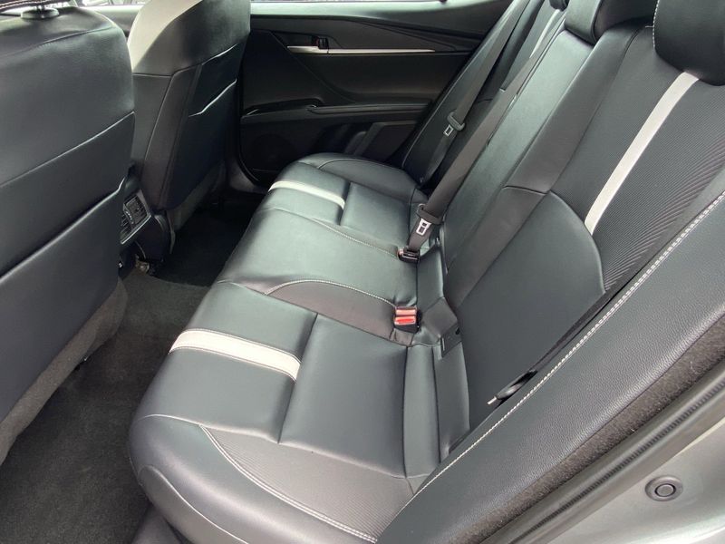 Used 2025 Toyota Camry SEImage 13
