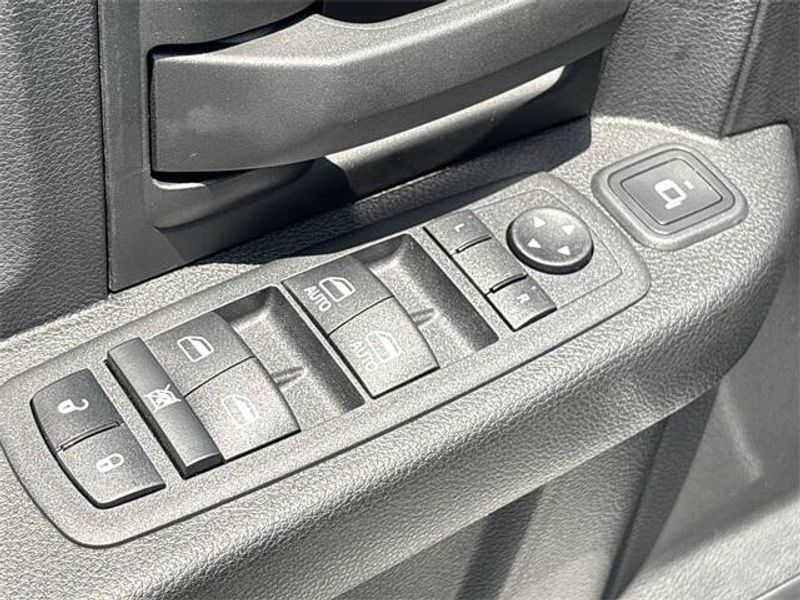 2023 RAM 2500 TradesmanImage 21