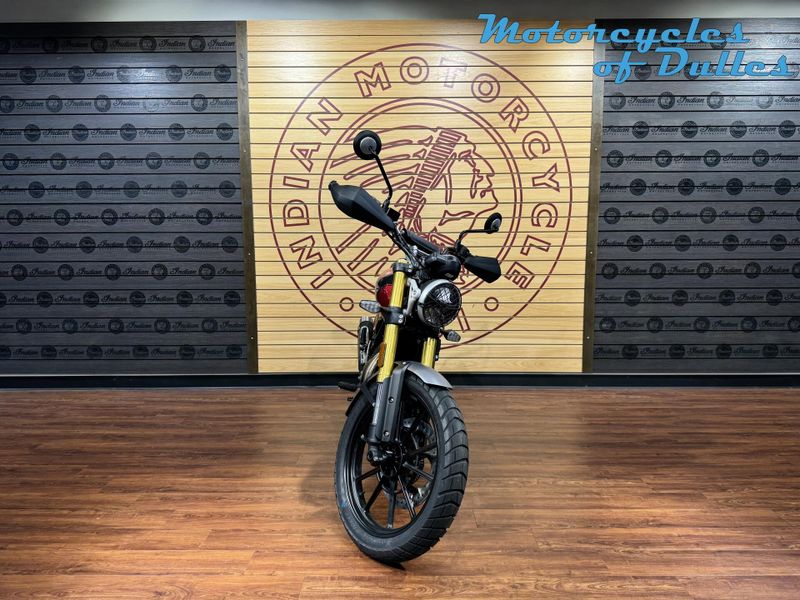 2025 Triumph Scrambler 400X Image 3