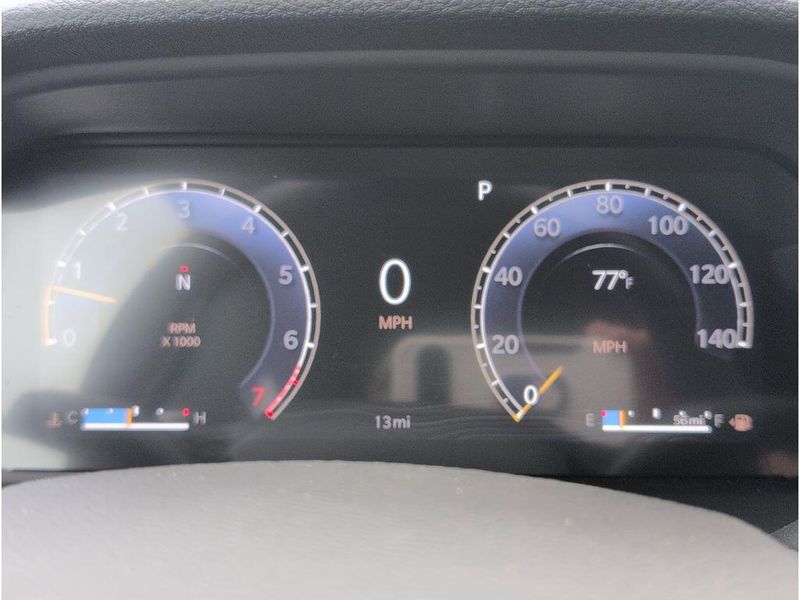 New 2025 Jeep Grand Cherokee Limited 4x2Image 21