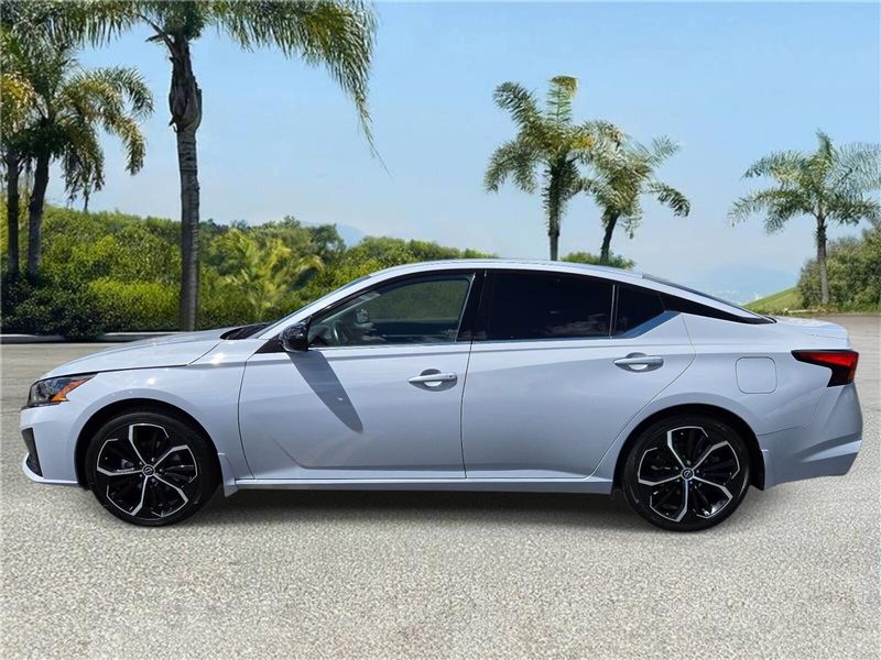 Used 2025 Nissan Altima SR FWD