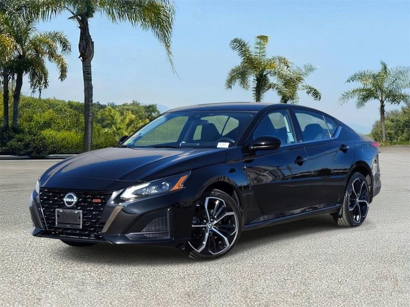 Used 2023 Nissan Altima 2.5 SR