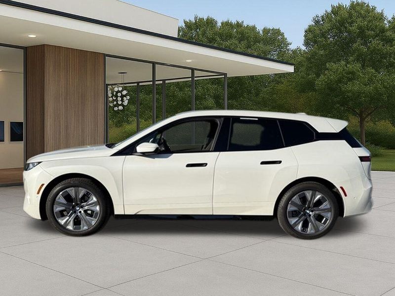 Used 2026 BMW iX xDrive45Image 13