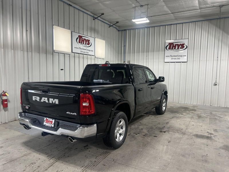 2025 RAM 1500 Big Horn Crew Cab 4x4 5