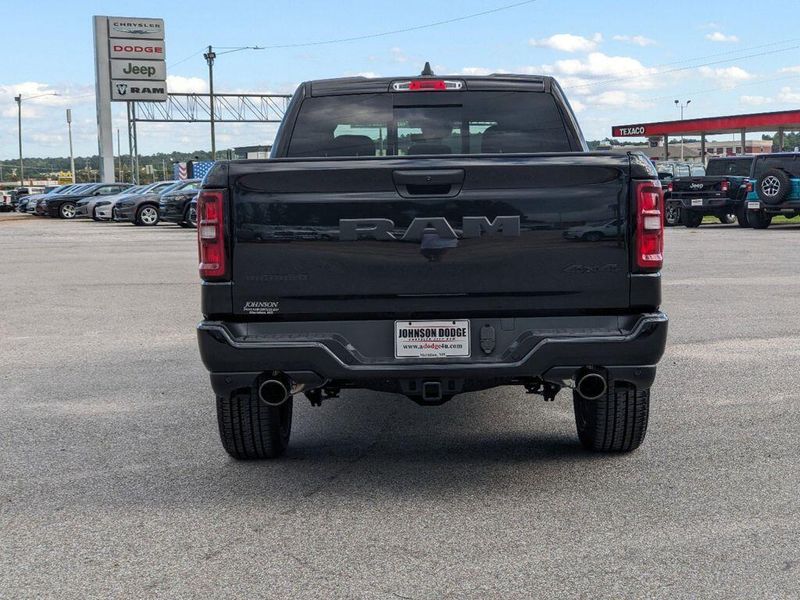 2025 RAM 1500 Big Horn Crew Cab 4x4 5