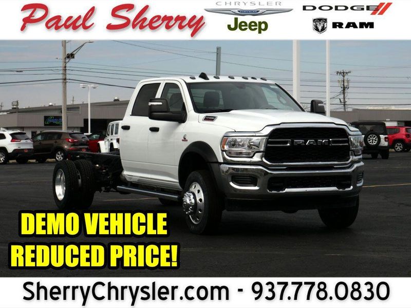 2024 RAM 5500 Tradesman Chassis Crew Cab 4x4 84