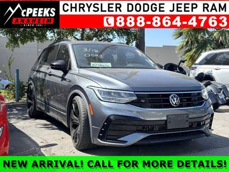 Used 2022 Volkswagen Tiguan 2.0T SE R-Line BlackImage 1