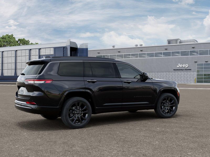 New 2026 Jeep Grand Cherokee L Limited Reserve 4x4