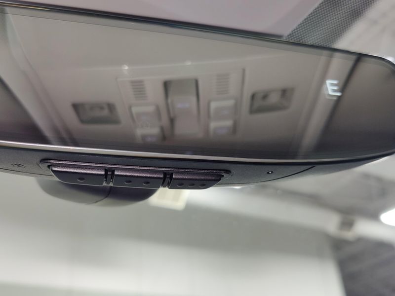 2019 Volkswagen Tiguan SEL Premium AWD w/Sunroof/NavImage 37