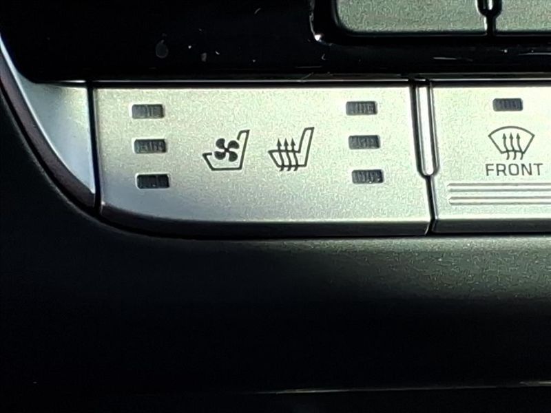 Used 2018 Hyundai Sonata LimitedImage 21