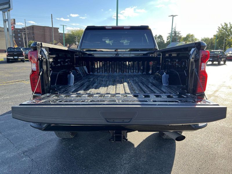 Used 2023 Chevrolet Silverado 2500HD Custom