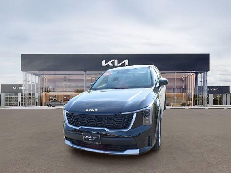 New 2026 Kia Sorento LXImage 8