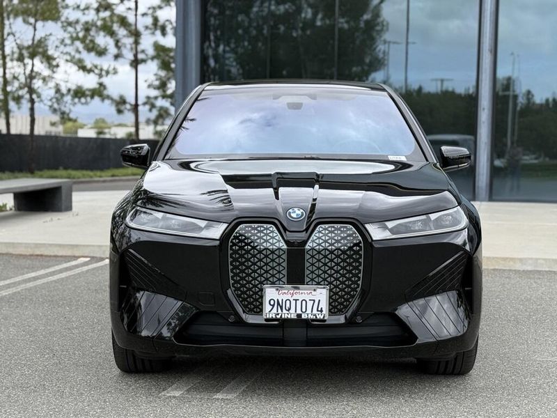 2025 BMW iX xDrive50Image 3