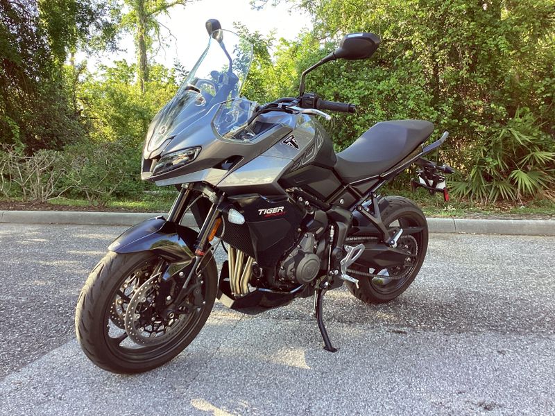 2025 Triumph Tiger Sport 800